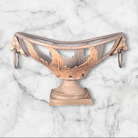 Wrought Iron Metal Basket With Lion Head Handles Pedestal Base Victorian Garden - Picture 11 of 11